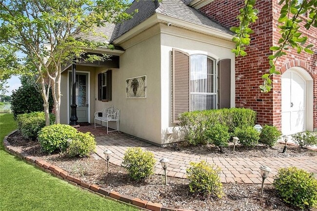 Foto del edificio - 109 Grand Champions Ln