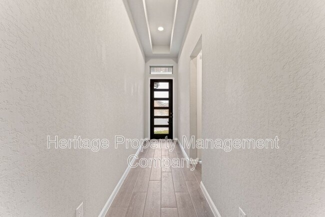 Foto del edificio - 9506 Totoro Hvn