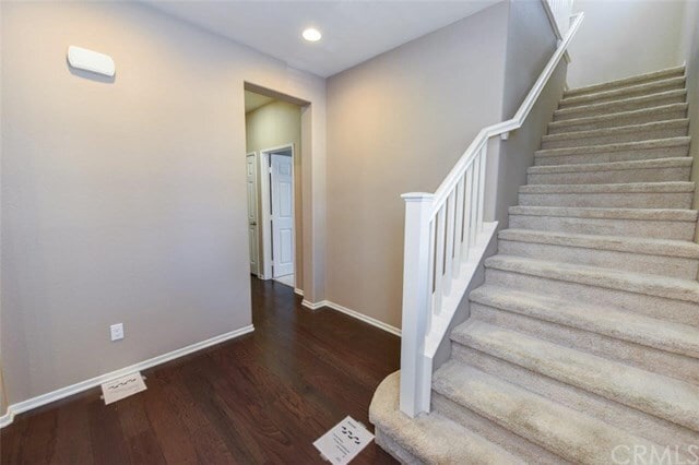 Building Photo - 148 Compass