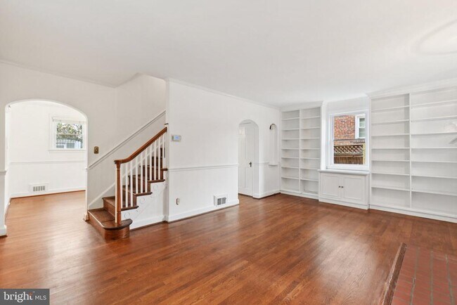 Foto del edificio - 5008 44th St NW