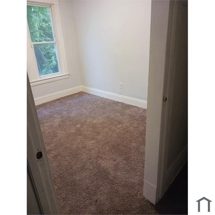 3675 Independence Rd Cleveland, OH 44105 – photo 4