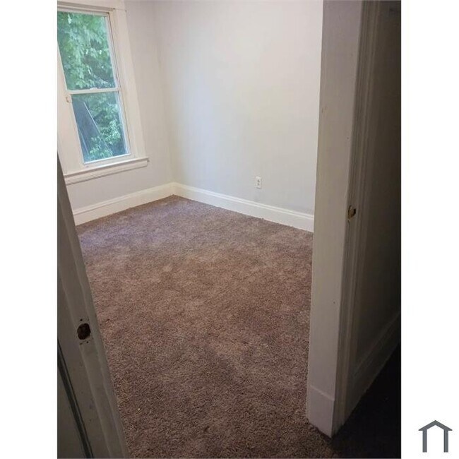 Foto del edificio - 3675 Independence Rd
