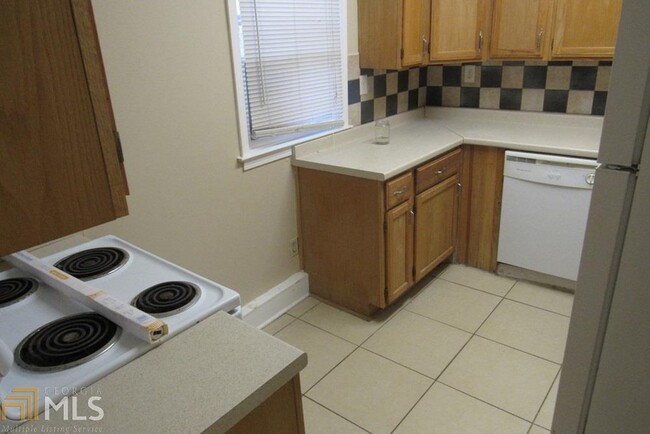 Foto del edificio - 2284 Alvin Dr NW