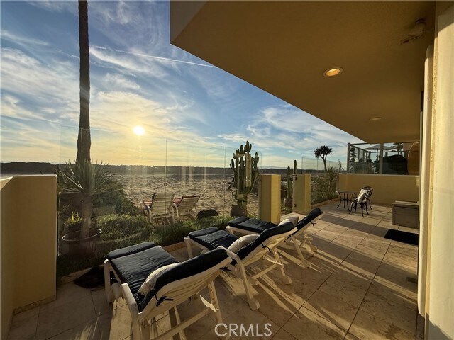 Foto del edificio - 72 Surfside Ave.