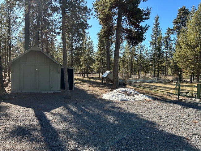 Foto del edificio - 52405 Antler Ln