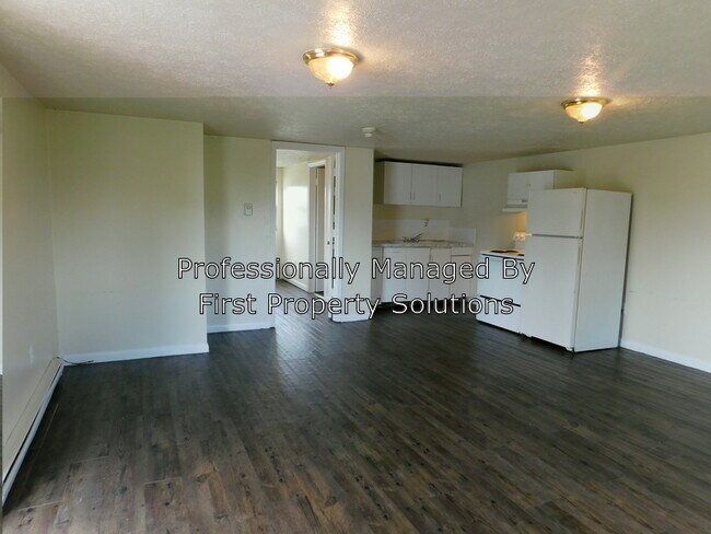 Building Photo - 345 Prosperity Rd