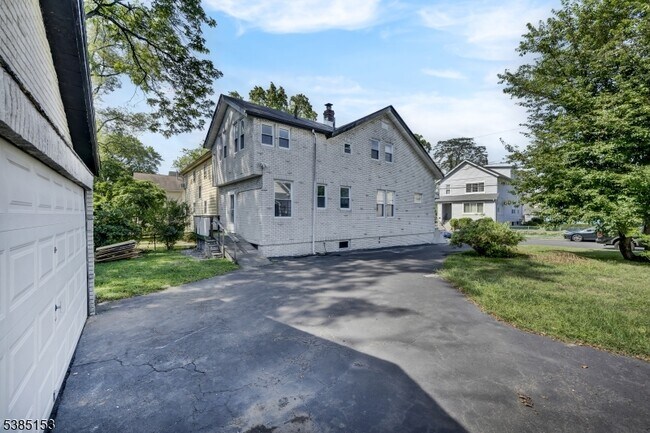 Foto del edificio - 1451 Franklin St