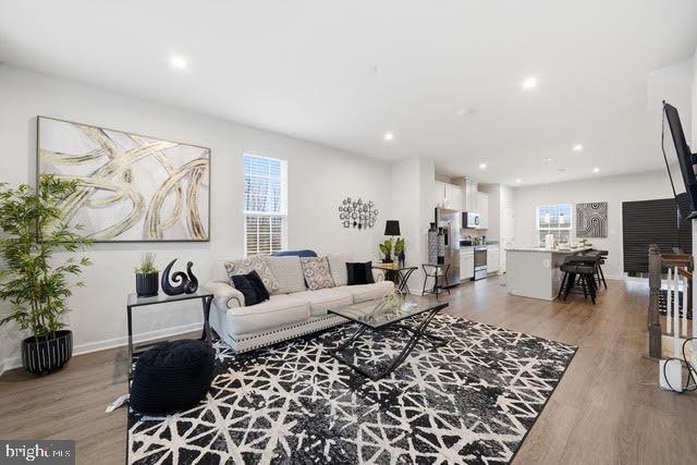 Foto del edificio - 8719 Stevenson Ln