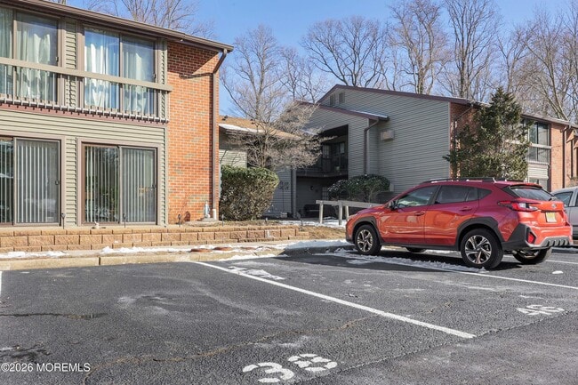 Building Photo - 38 Medford Ct