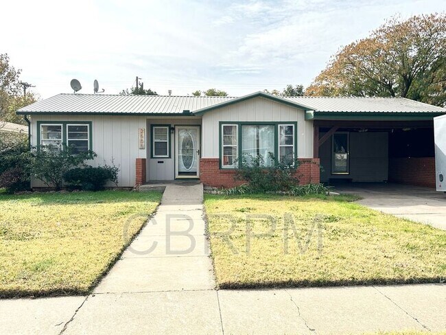 Building Photo - 2505 43rd St