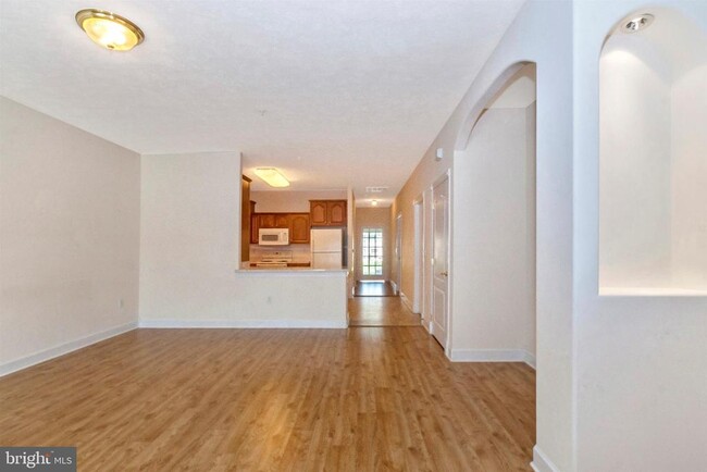 Building Photo - 12991 Little Hayden Cir