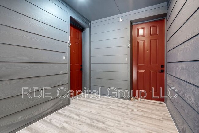 Foto del edificio - 948 S Corinth St Rd