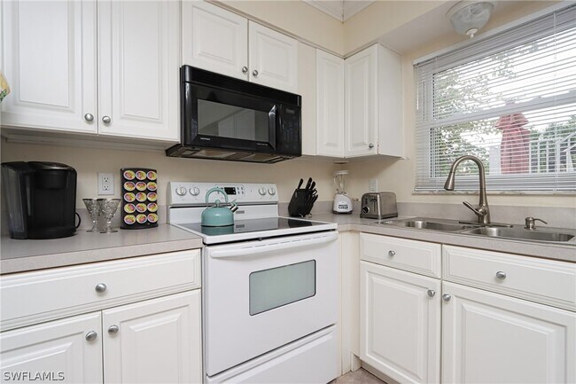 Foto del edificio - 940 3rd St S