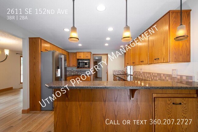 Building Photo - 2611 SE 152nd Ave