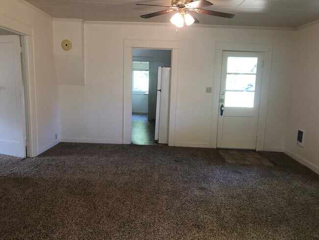 Foto del edificio - 2 bed/1 bath house in the Historic Washburn District