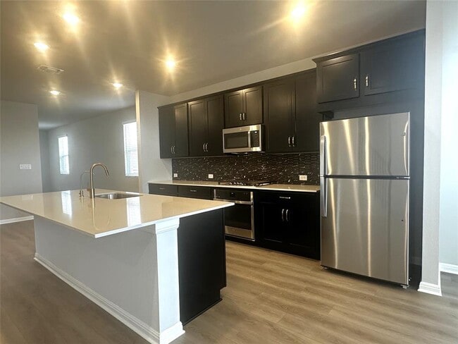 Building Photo - 125 Holzinger Bnd