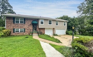 Building Photo - 4015 Izlar Ln