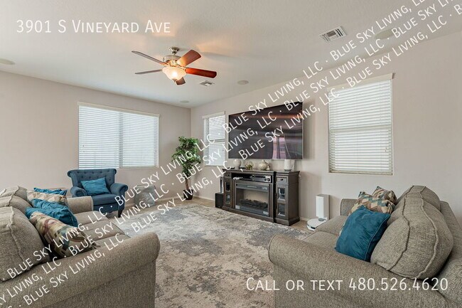 Foto del edificio - 3901 S Vineyard Ave