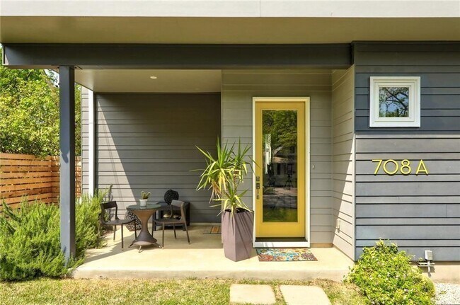 Foto del edificio - 708 W Milton St