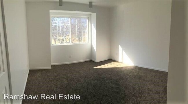 Building Photo - 2 br, 2 bath Apartment - 1117 Plymouth Drive