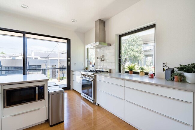 Foto del edificio - 1616 NW Northrup St