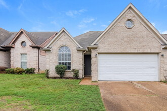 Building Photo - 7858 Fallstone Rd