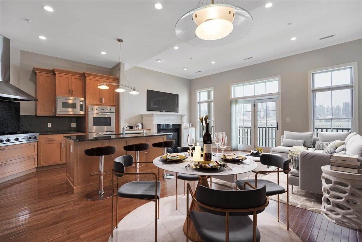 Foto principal - 13 Regency Pl