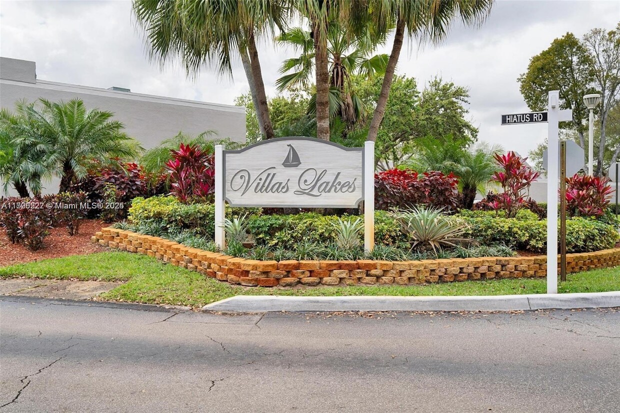 Foto principal - 11209 NW 15th Pl
