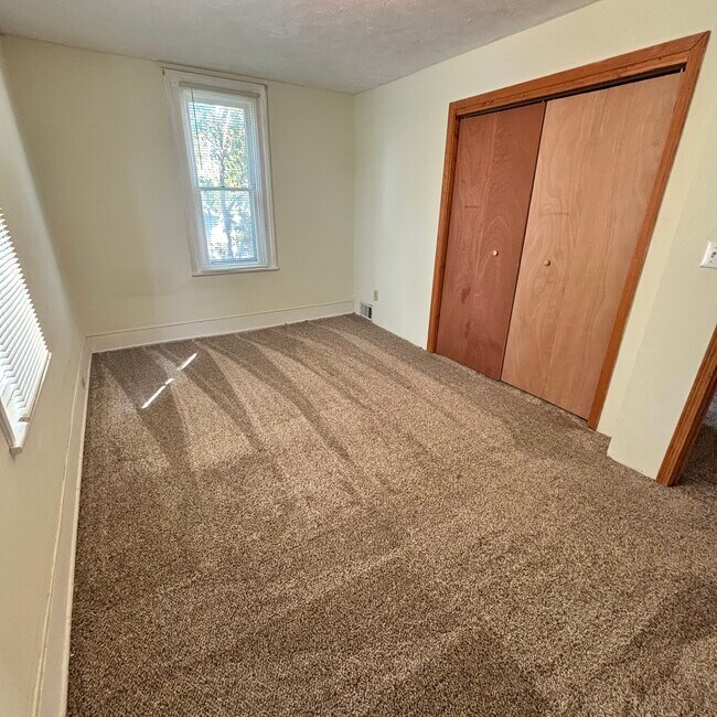 Foto del edificio - 211 W Higham St