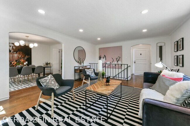 Foto del edificio - 3 br, 2.5 bath House - 2828 Windsor Dr