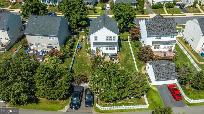 Building Photo - 10065 Hume Ct