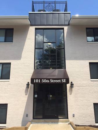 Foto principal - 101 50th St SE