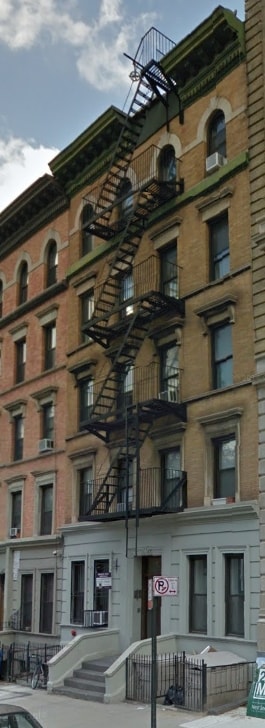 Primary Photo - 282 Manhattan Ave
