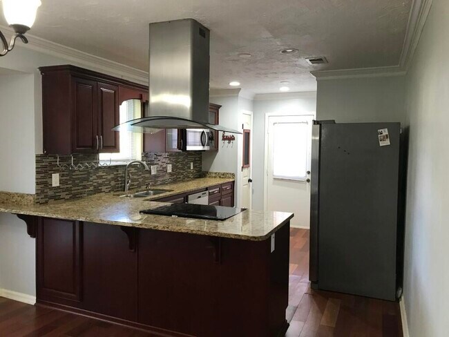 Foto del edificio - 2508 Springwood Dr