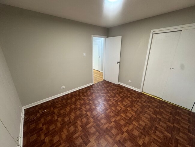 Building Photo - 15111 Woodlawn Ave E