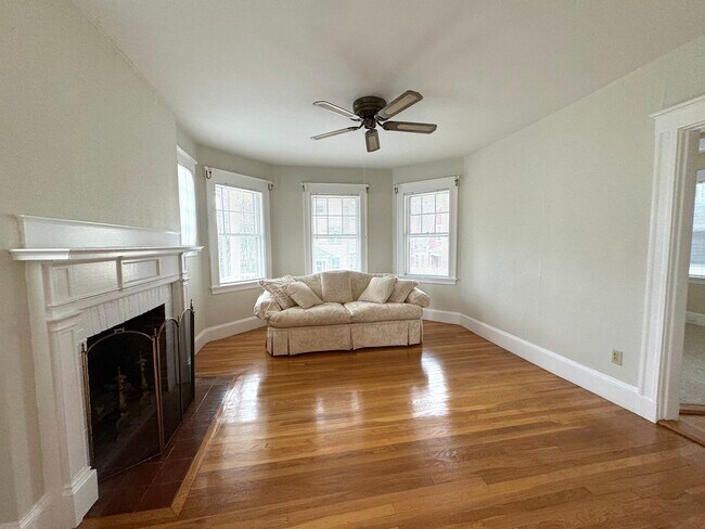 Building Photo - 63 Eliot St