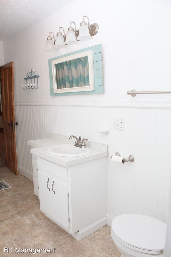 Foto del edificio - 3 br, 2 bath House - 7805 W 900 N