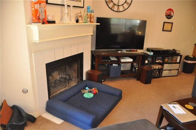 Foto del edificio - 609 E 49th St