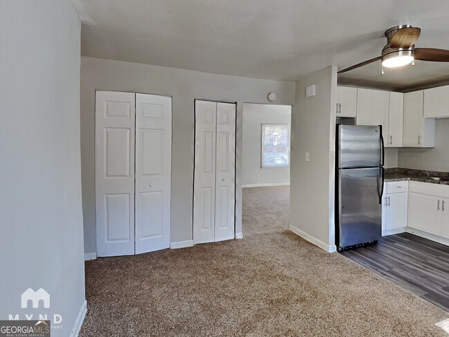 Foto del edificio - 3791 Clovis Ct NW