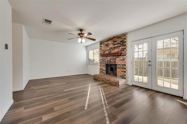 Foto del edificio - 1405 Thistlewood Ln