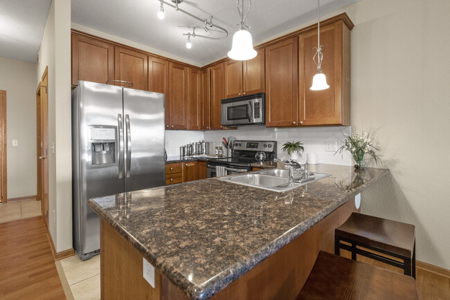 Model - Kitchen - Granite Shores