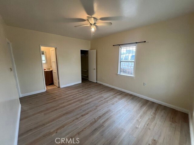 Foto del edificio - 1422 W 84th Pl