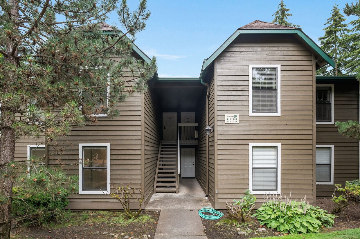 Foto principal - 13801 Old Redmond Rd