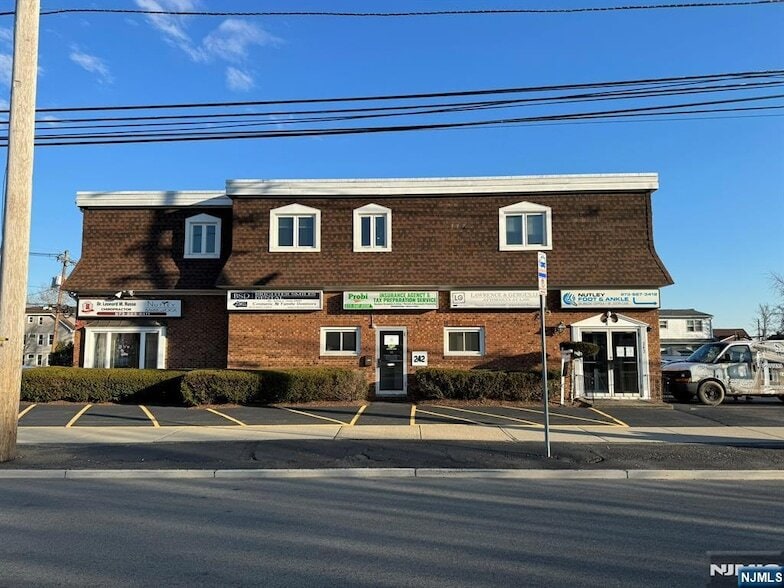 Photo - 242 Washington Avenue Unit D