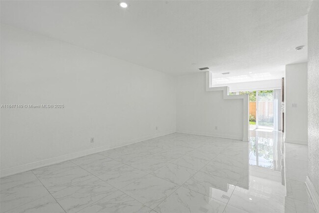 Foto del edificio - 2350 SW 86th Way