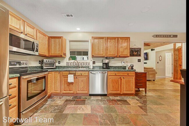 Foto del edificio - 4 br, 3 bath House - 7044 Wrens Creek Ln