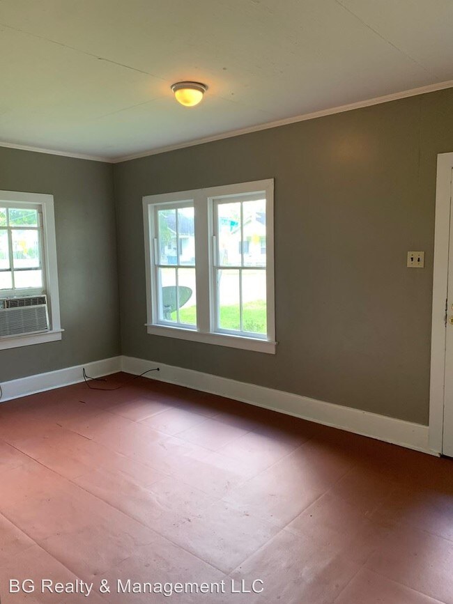 Foto del edificio - 2 br, 1 bath House - 500 Elizabeth Ave