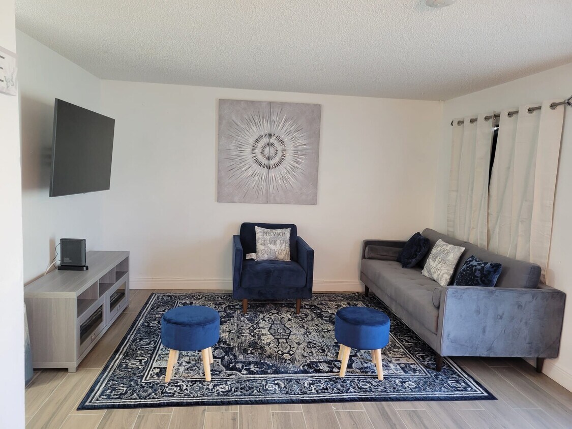 7684 Kimberly Blvd Unit 2, North Lauderdale, FL 33068 Apartments in