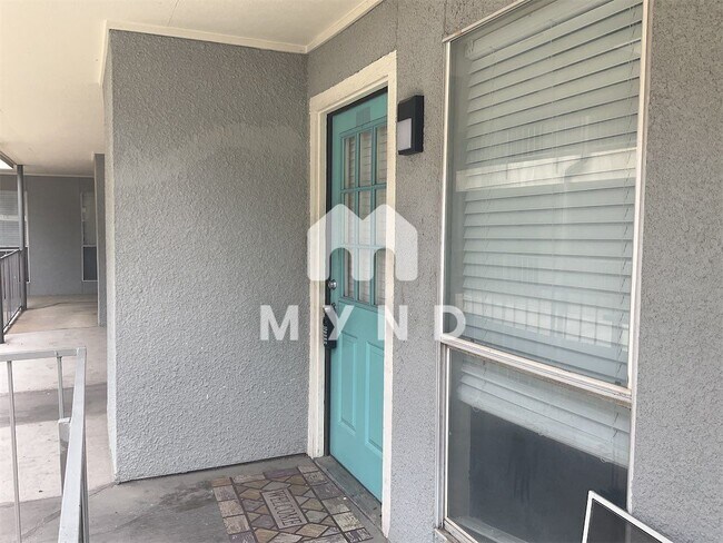 Foto del edificio - 4502 Gaston Ave Unit 214