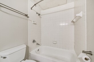 Building Photo - 3231 Allen Pkwy
